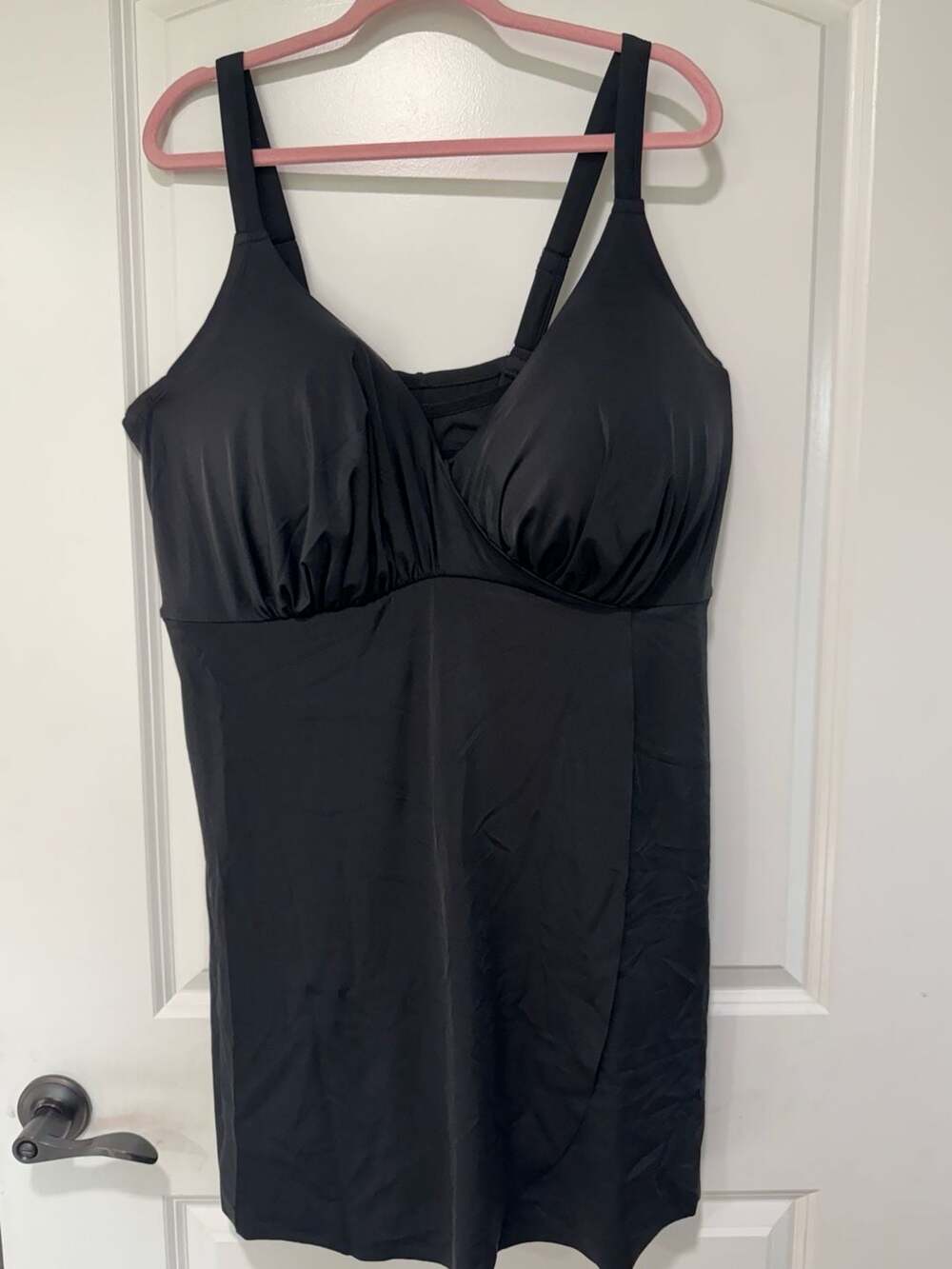Black One Piece Swim Dress Built In Bra Skirted Swimsuit Plus Size 46G NWT